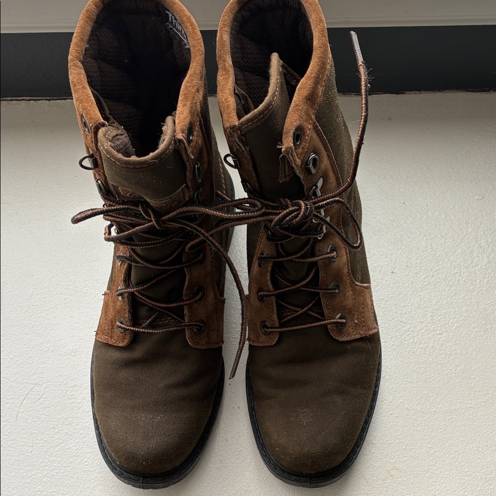 Cabela’s 3M Thinsulate Dark Brown Lace-Up Hunting, Work Boots